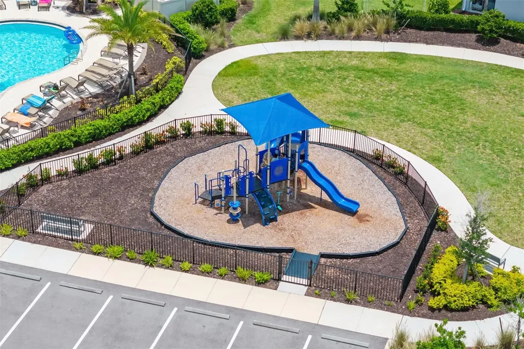 15905 5th Avenue E Bradenton FL 34212