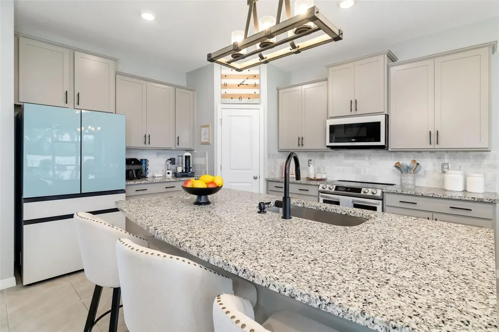 15905 5th Avenue E Bradenton FL 34212
