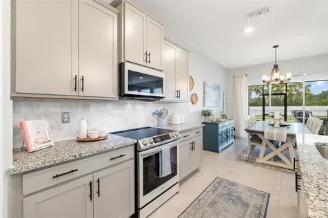 15905 5th Avenue E Bradenton FL 34212