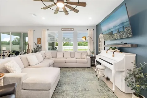15905 5th Avenue E Bradenton FL 34212