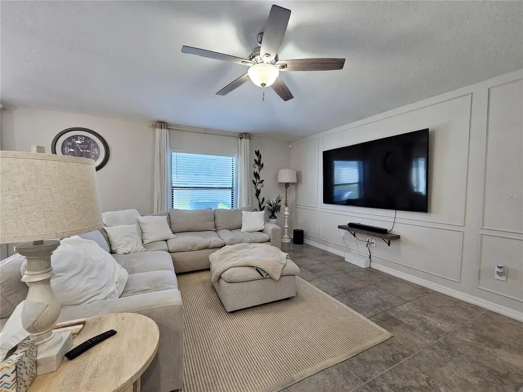 10005 Rose Petal Place Riverview FL 33578