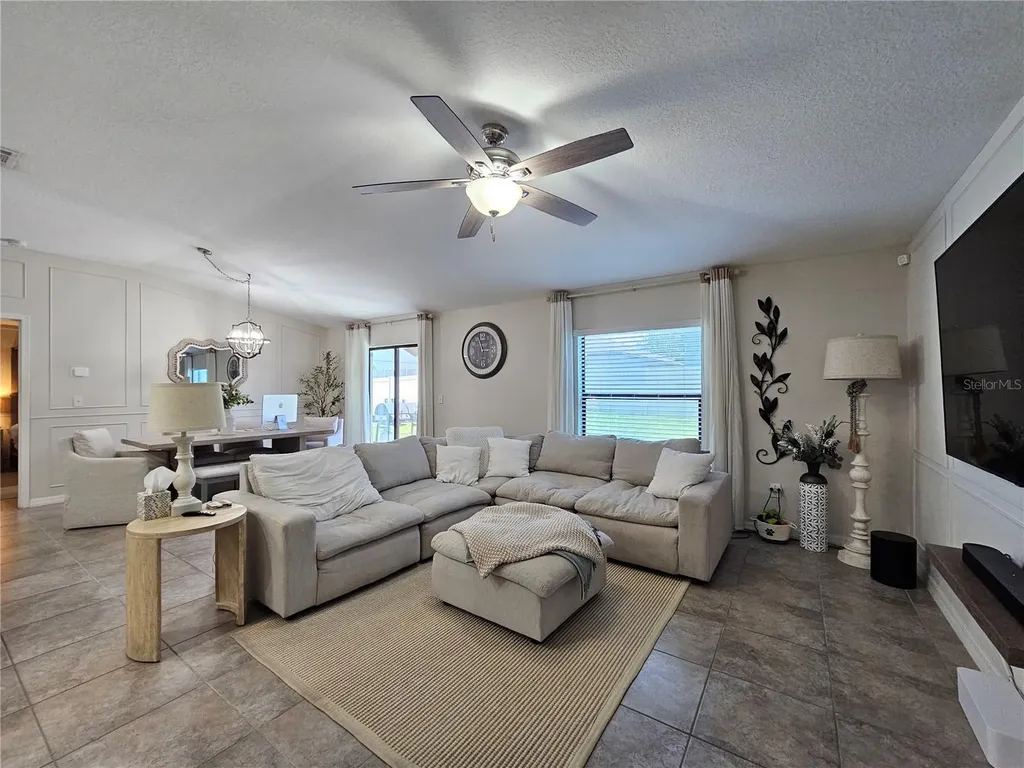 10005 Rose Petal Place Riverview FL 33578