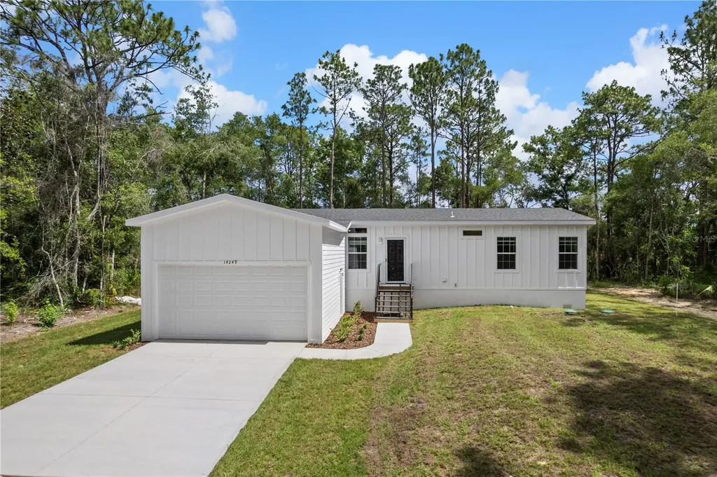 14249 E Razorbill Avenue Weeki Wachee FL 34614