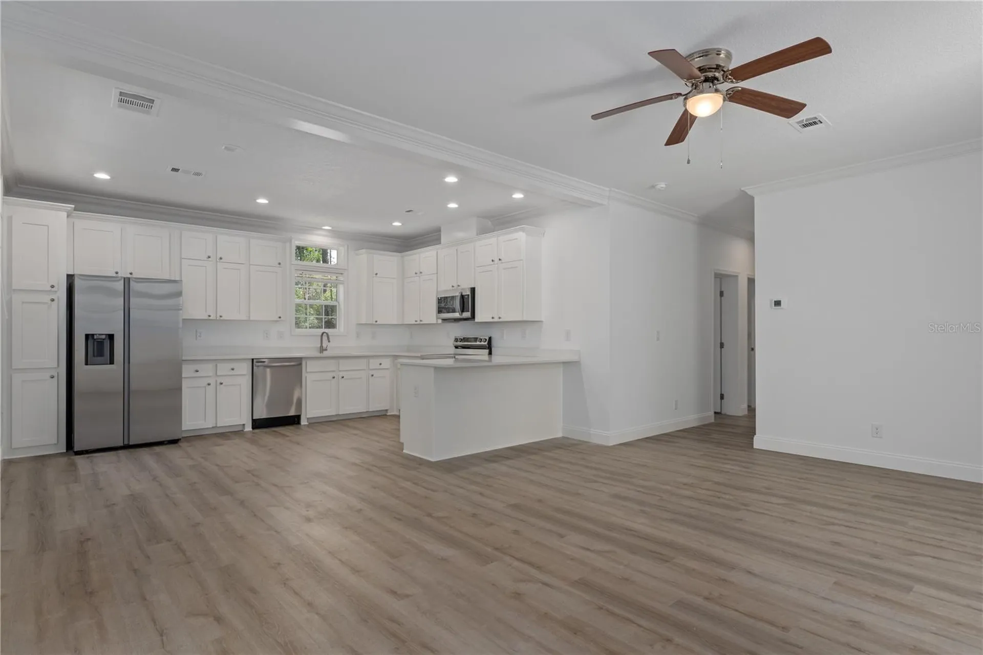 14249 E Razorbill Avenue Weeki Wachee FL 34614