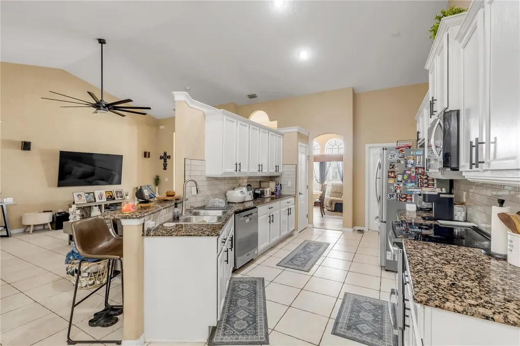 625 Quail Lake Drive Debary FL 32713