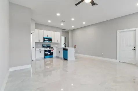 20462 Kenilworth Boulevard Port Charlotte FL 33954