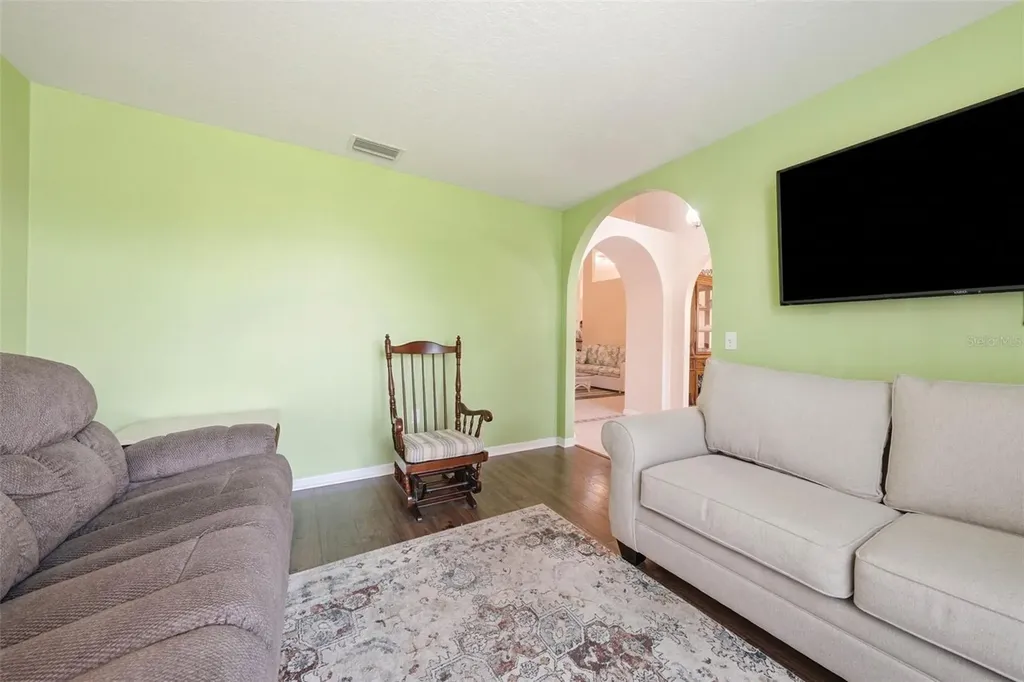 36723 Sundance Drive Grand Island FL 32735