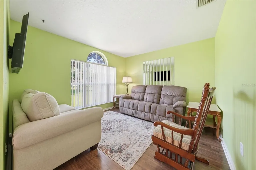 36723 Sundance Drive Grand Island FL 32735