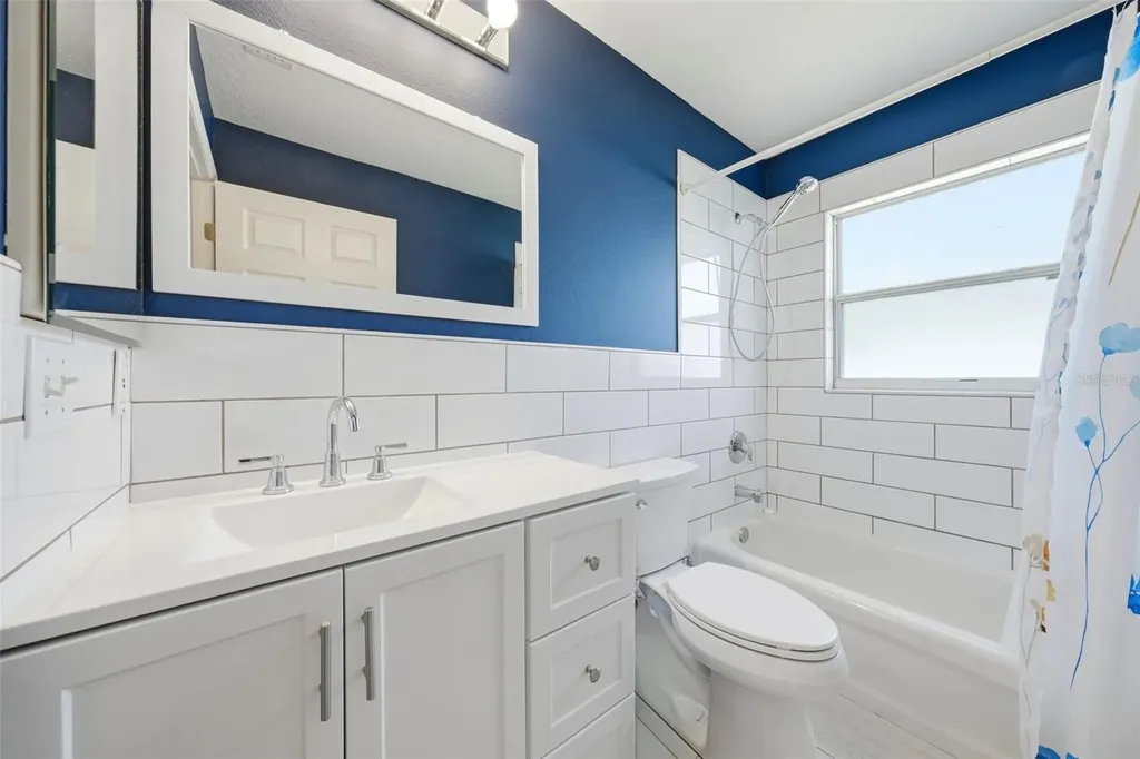 36723 Sundance Drive Grand Island FL 32735
