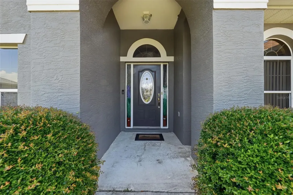 36723 Sundance Drive Grand Island FL 32735