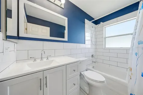 36723 Sundance Drive Grand Island FL 32735