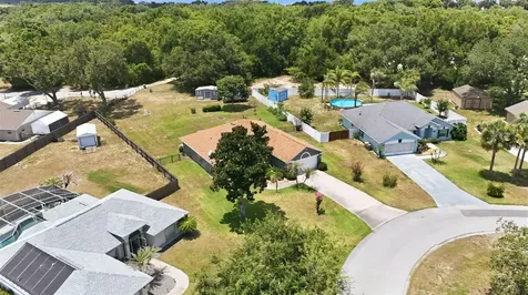 36723 Sundance Drive Grand Island FL 32735
