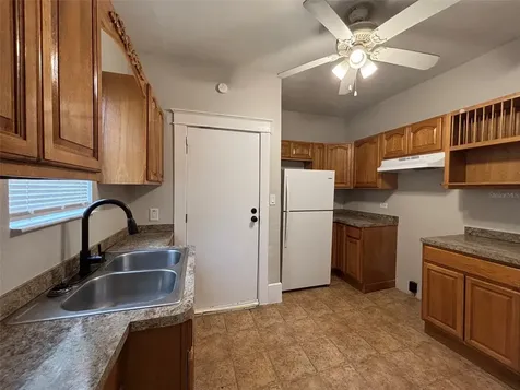 1044 W 11th Street Lakeland FL 33805