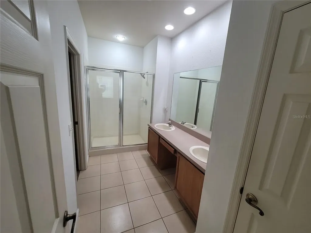 3321 Whitestone Circle Kissimmee FL 34741