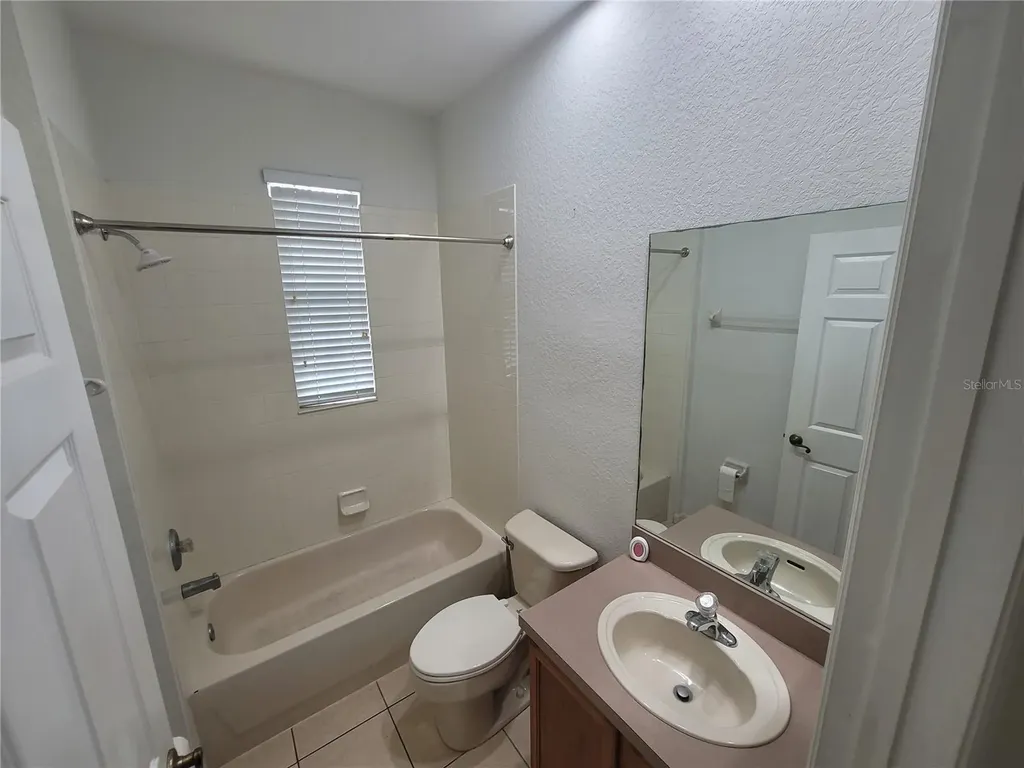 3321 Whitestone Circle Kissimmee FL 34741