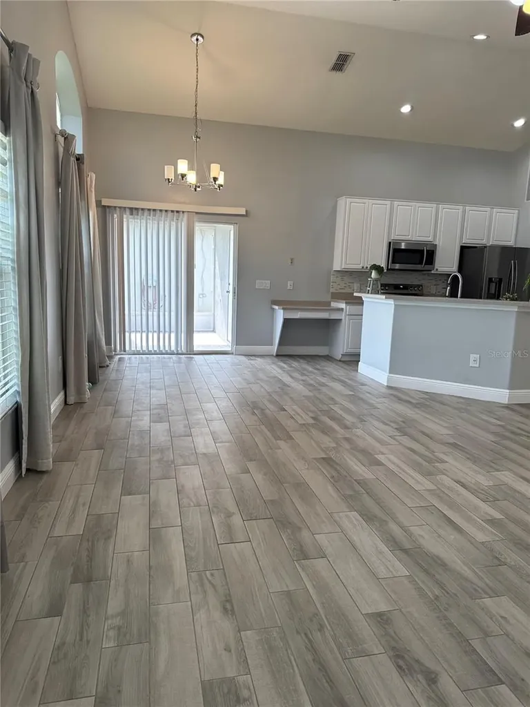 3158 Stonehurst Circle Kissimmee FL 34741
