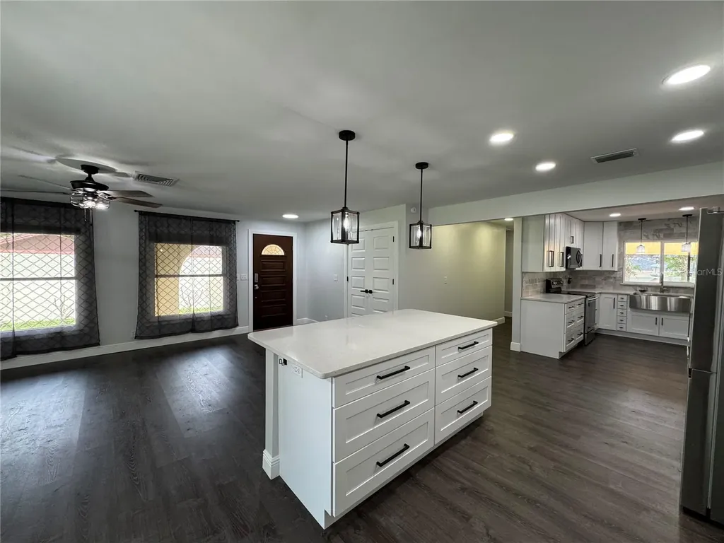 1809 Stella Court N Lakeland FL 33813