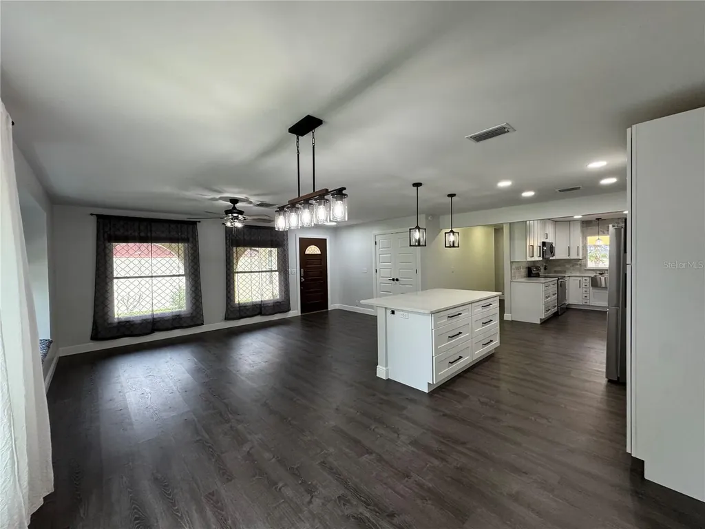 1809 Stella Court N Lakeland FL 33813