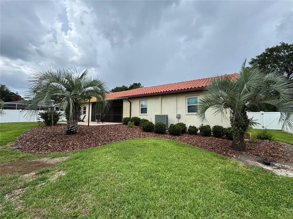 1809 Stella Court N Lakeland FL 33813