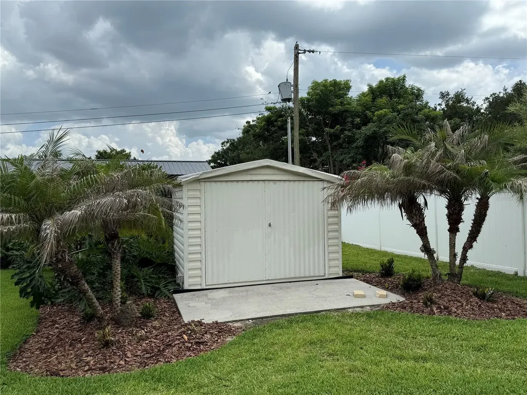 1809 Stella Court N Lakeland FL 33813