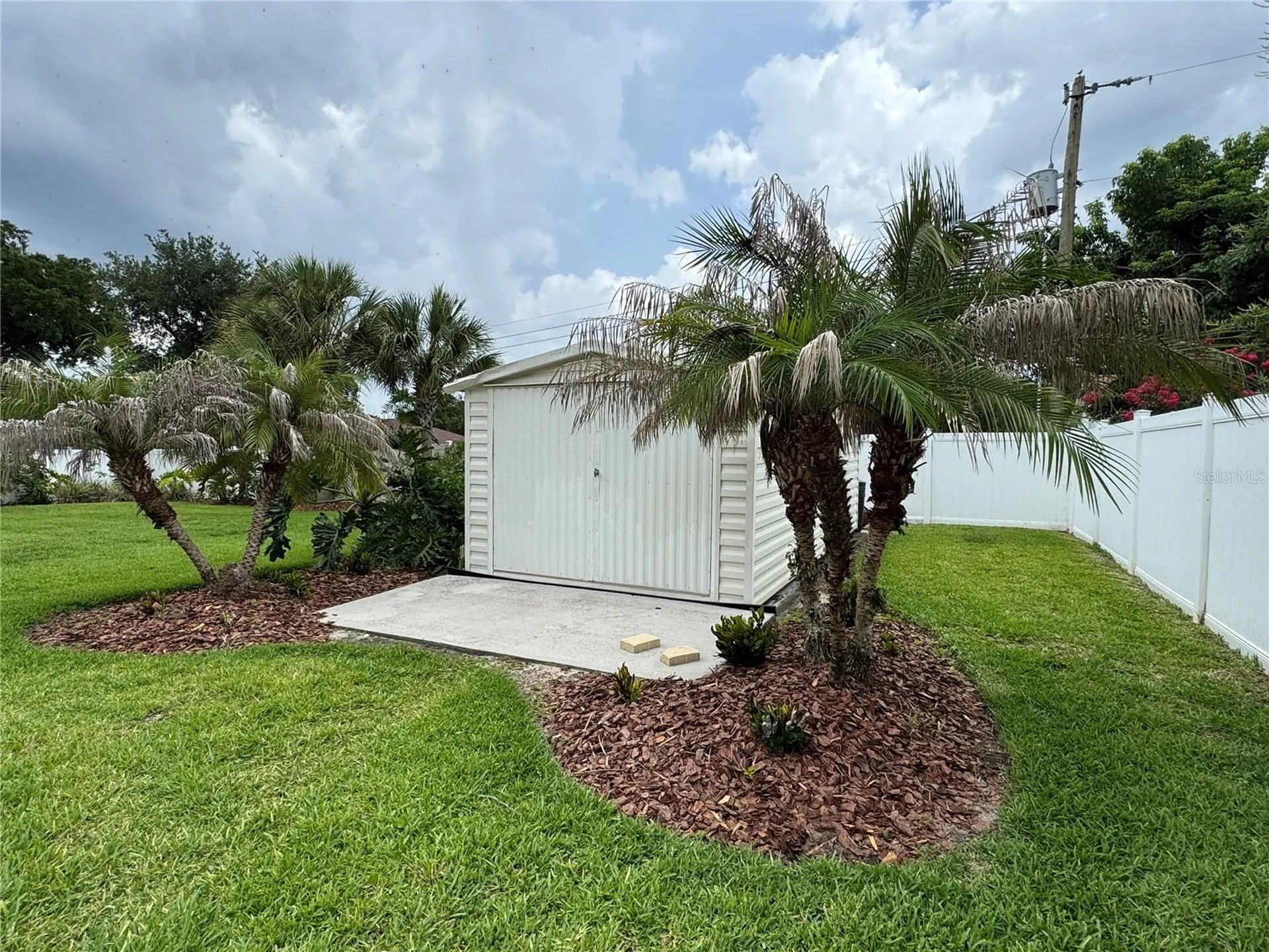 1809 Stella Court N Lakeland FL 33813