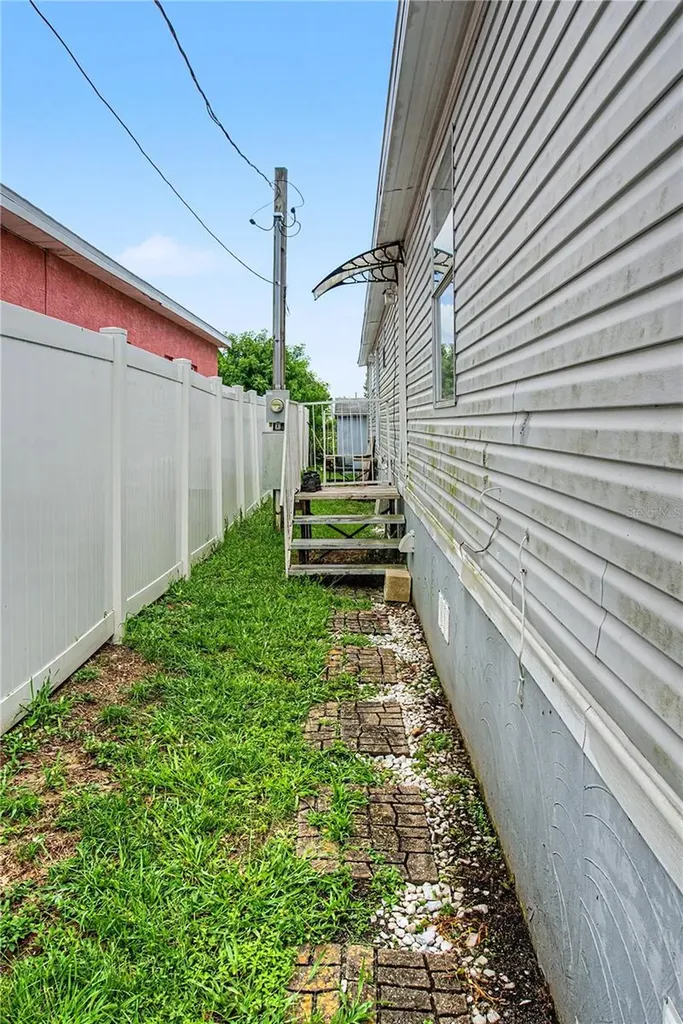 6601 51st Way N Pinellas Park FL 33781