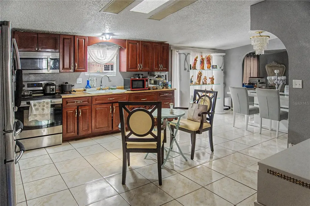 6601 51st Way N Pinellas Park FL 33781