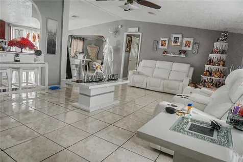 6601 51st Way N Pinellas Park FL 33781