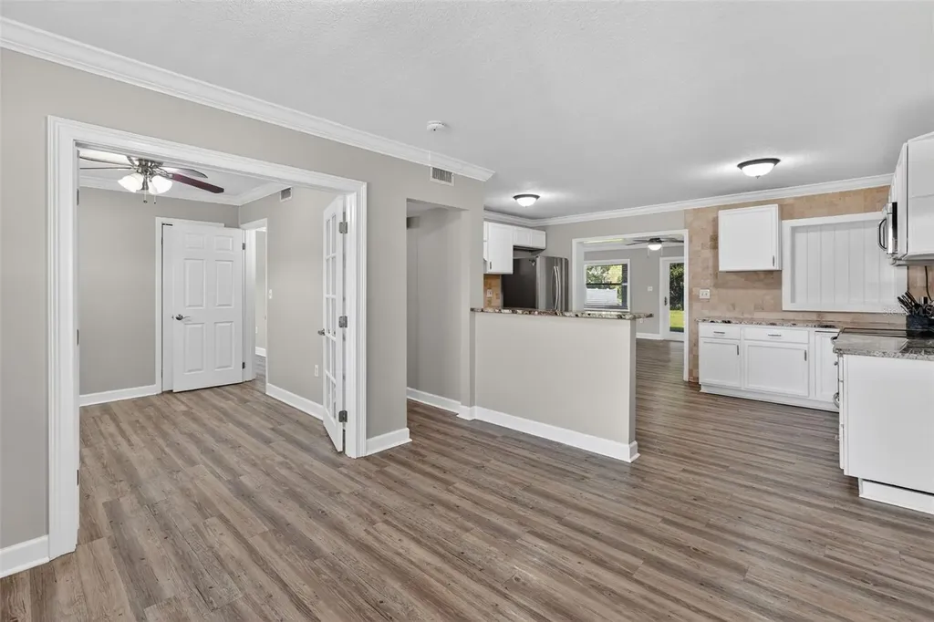 1330 S Shore Drive St Cloud FL 34771