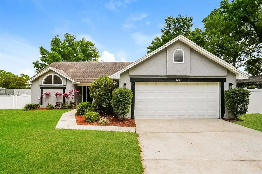 1019 Ridgefield Drive Valrico FL 33594