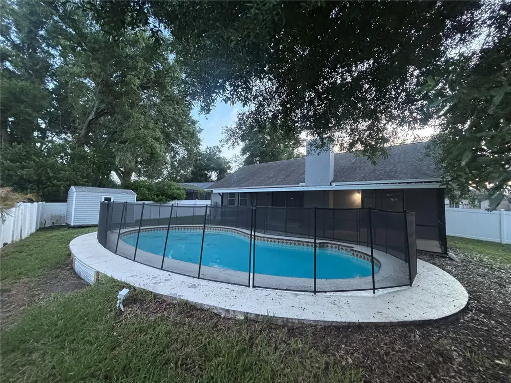 1019 Ridgefield Drive Valrico FL 33594
