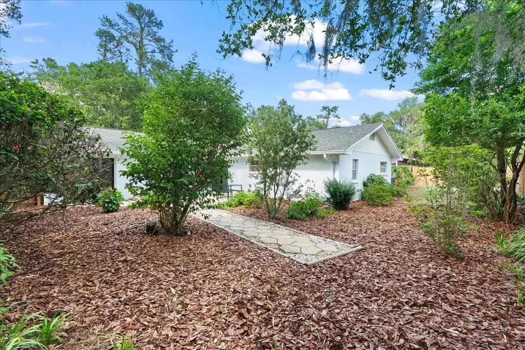 1019 NW 36th Road Gainesville FL 32609