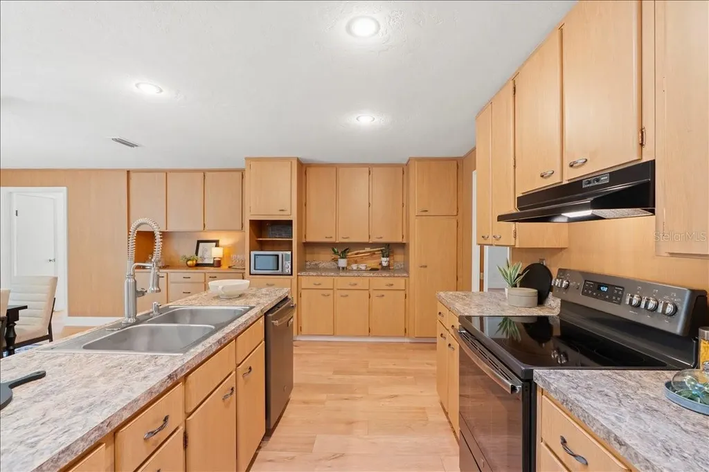 1019 NW 36th Road Gainesville FL 32609