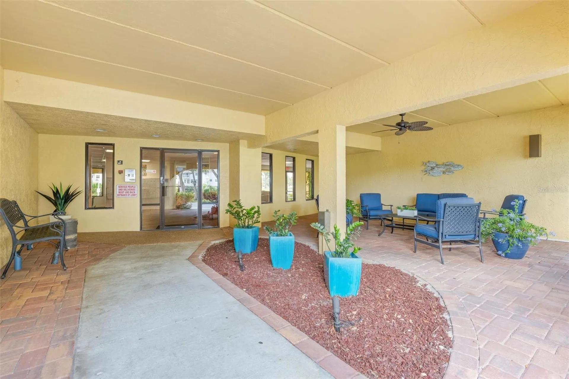 5817 Park Street N St Petersburg FL 33709