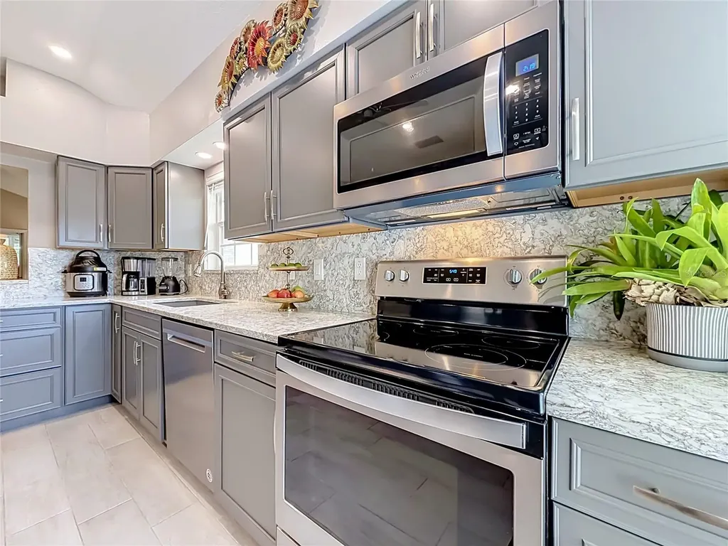 5859 Princess Caroline Place Leesburg FL 34748