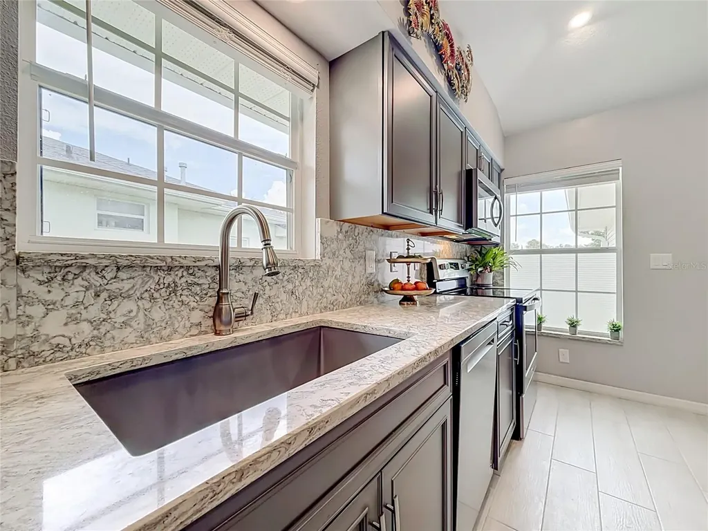 5859 Princess Caroline Place Leesburg FL 34748
