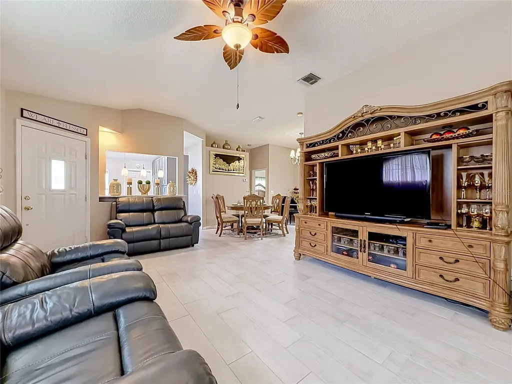 5859 Princess Caroline Place Leesburg FL 34748