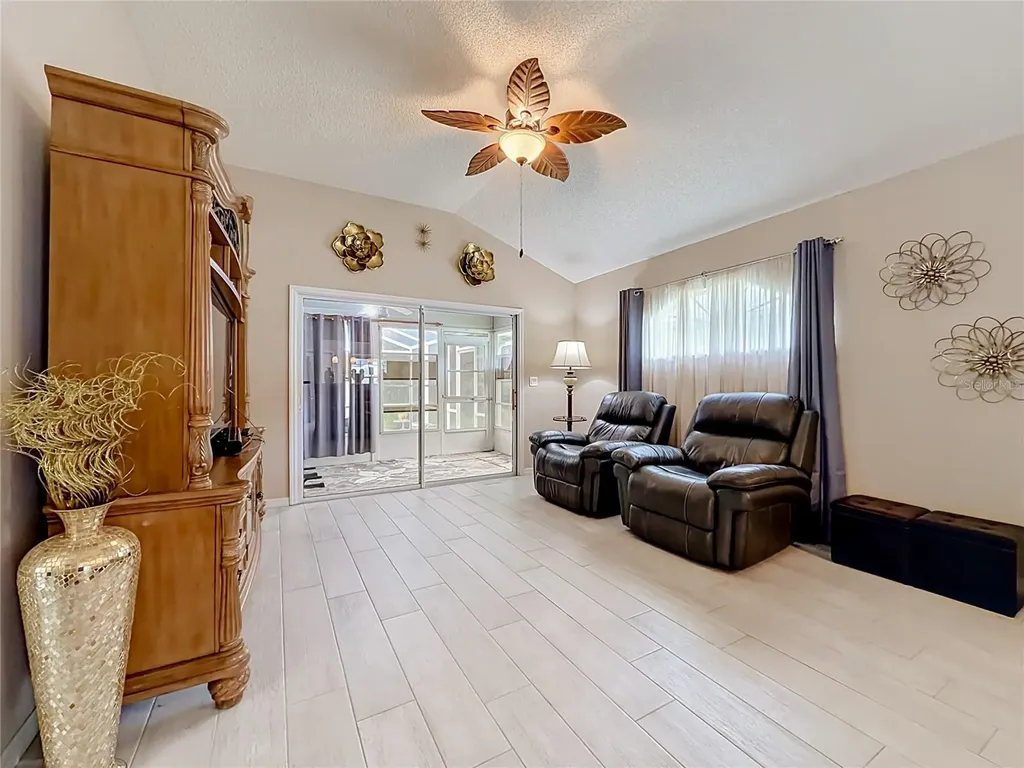 5859 Princess Caroline Place Leesburg FL 34748