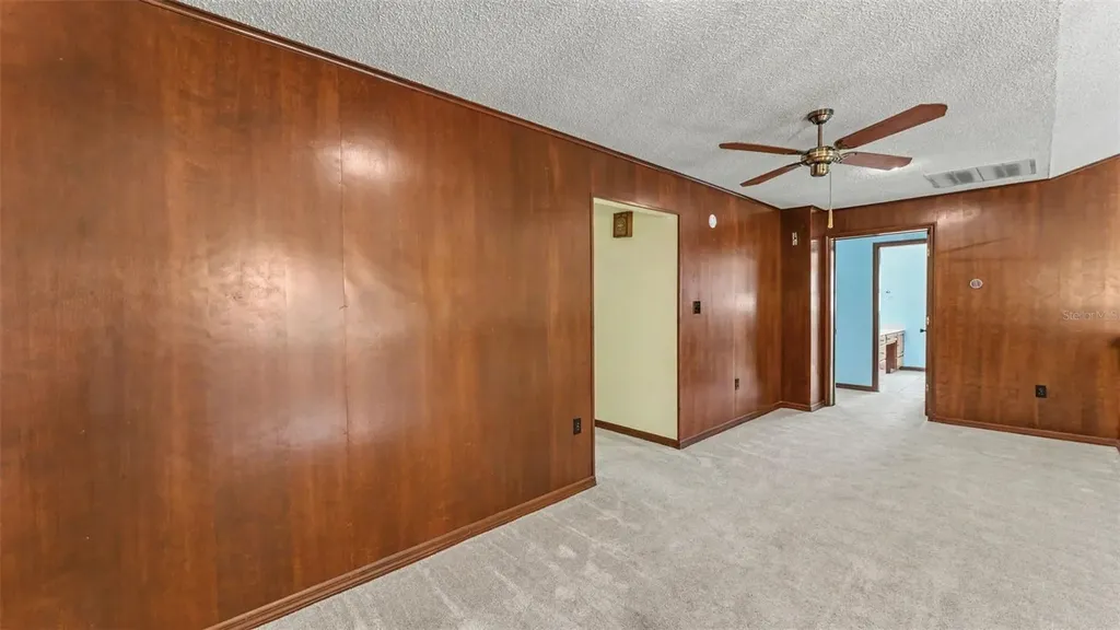 633 Victoria Square Lane Lakeland FL 33813