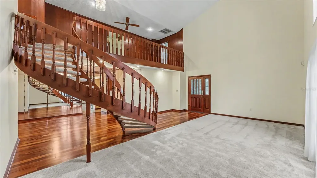 633 Victoria Square Lane Lakeland FL 33813
