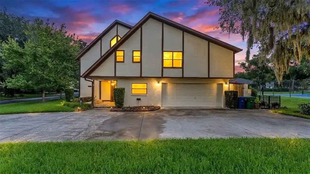 633 Victoria Square Lane Lakeland FL 33813
