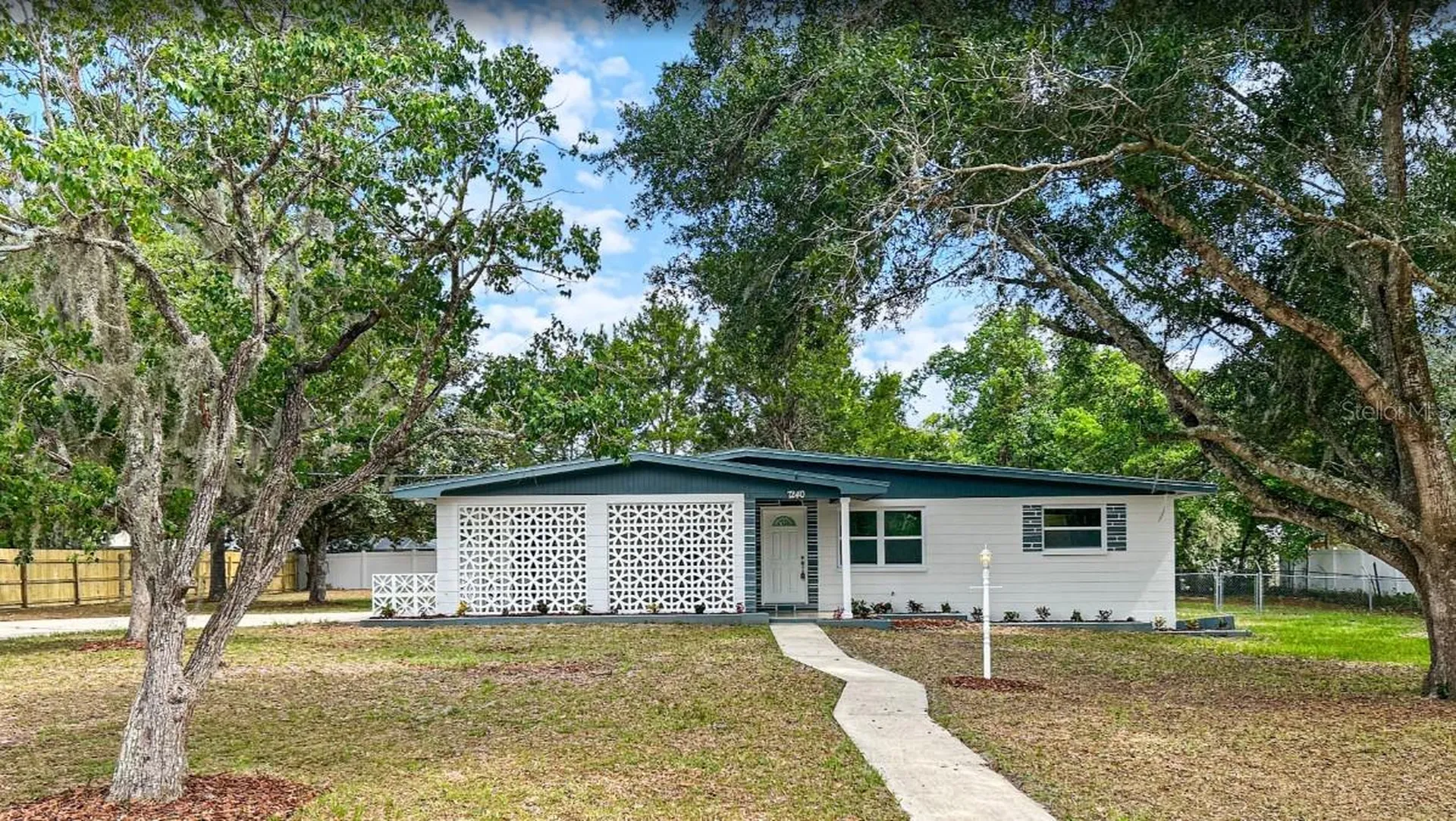 7240 W Avocado Street Crystal River FL 34429