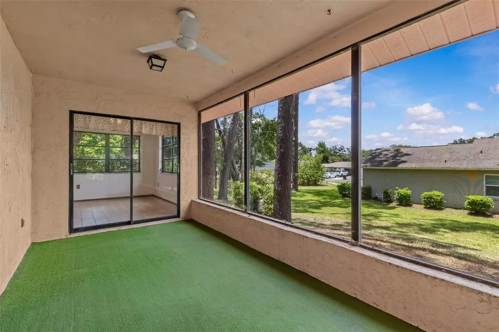 505 Village Oak Drive Tarpon Springs FL 34689