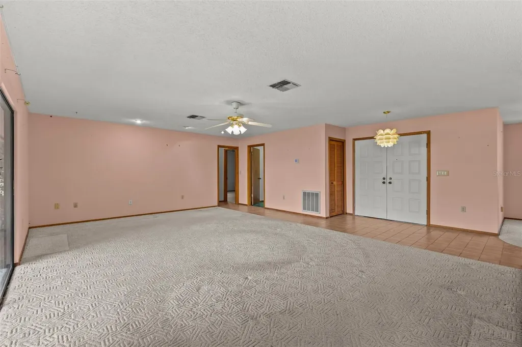 505 Village Oak Drive Tarpon Springs FL 34689