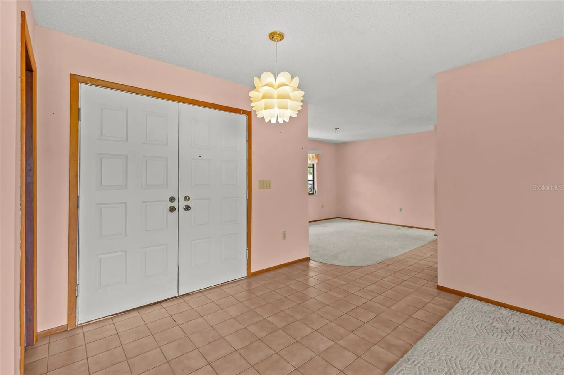 505 Village Oak Drive Tarpon Springs FL 34689