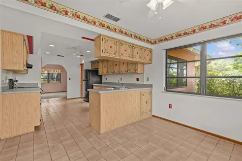 505 Village Oak Drive Tarpon Springs FL 34689