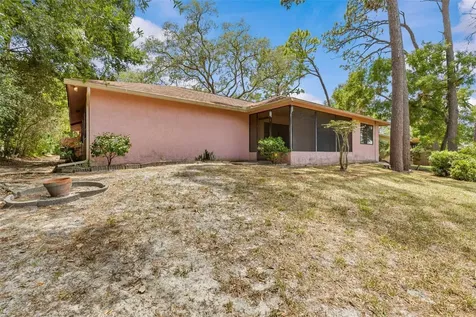 505 Village Oak Drive Tarpon Springs FL 34689