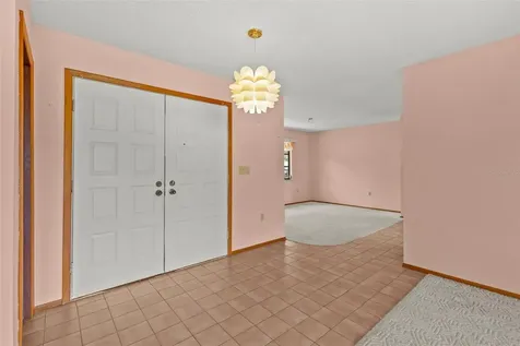 505 Village Oak Drive Tarpon Springs FL 34689