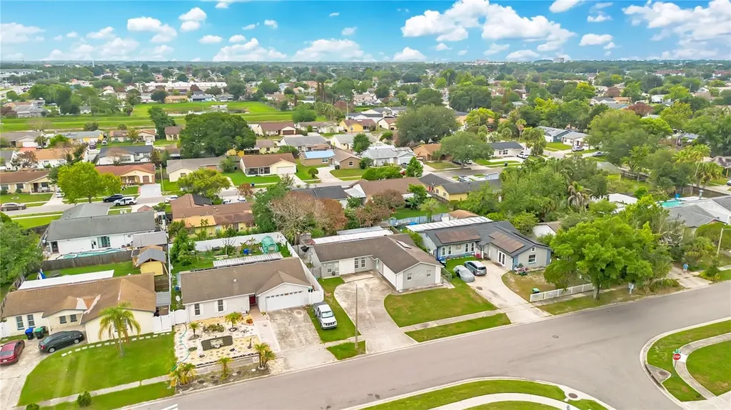 5349 Moonglow Boulevard Orlando FL 32839