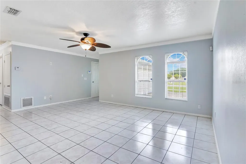 5349 Moonglow Boulevard Orlando FL 32839
